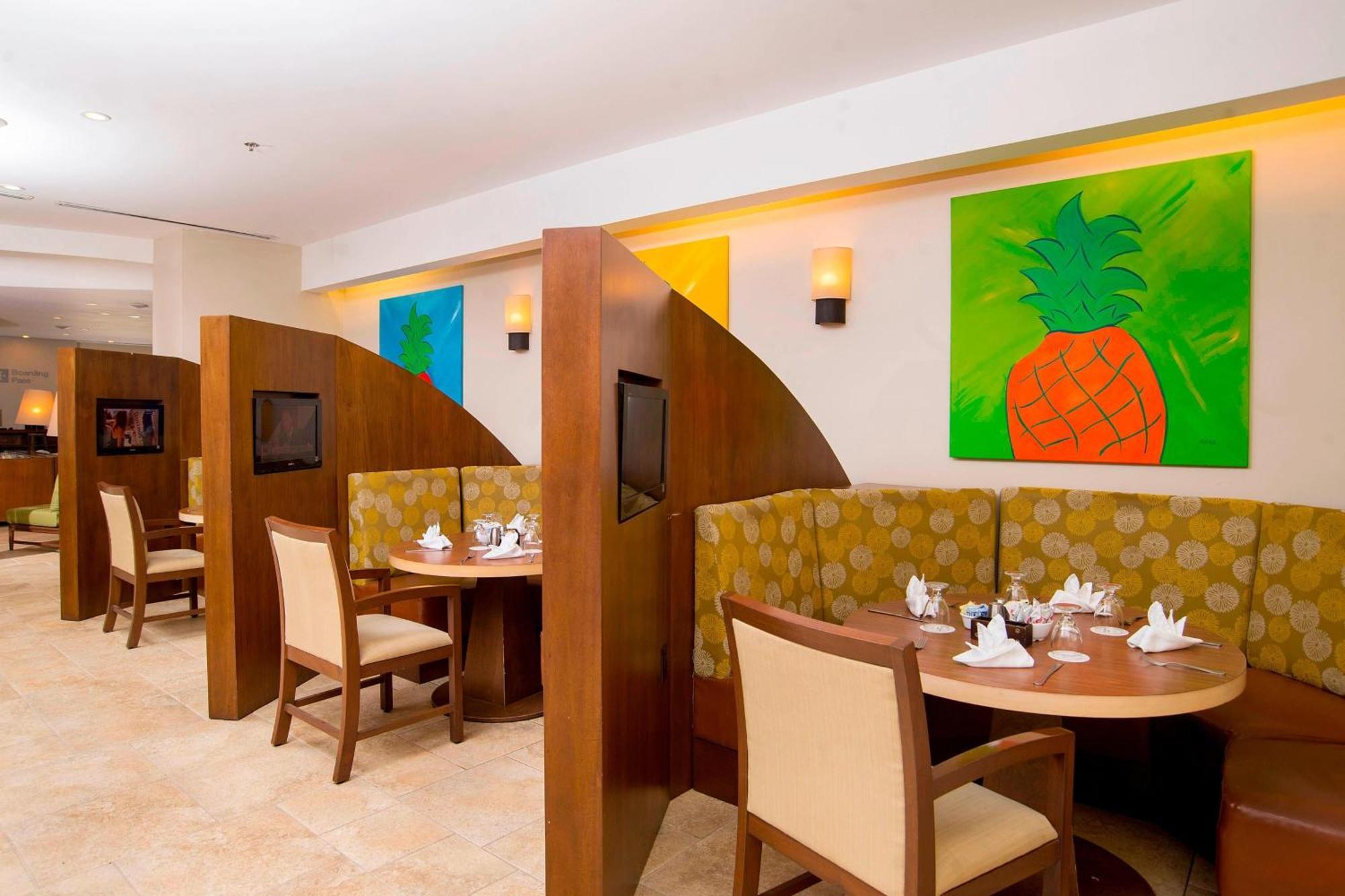 Courtyard By Marriott Bridgetown, Barbados Ξενοδοχείο Εξωτερικό φωτογραφία