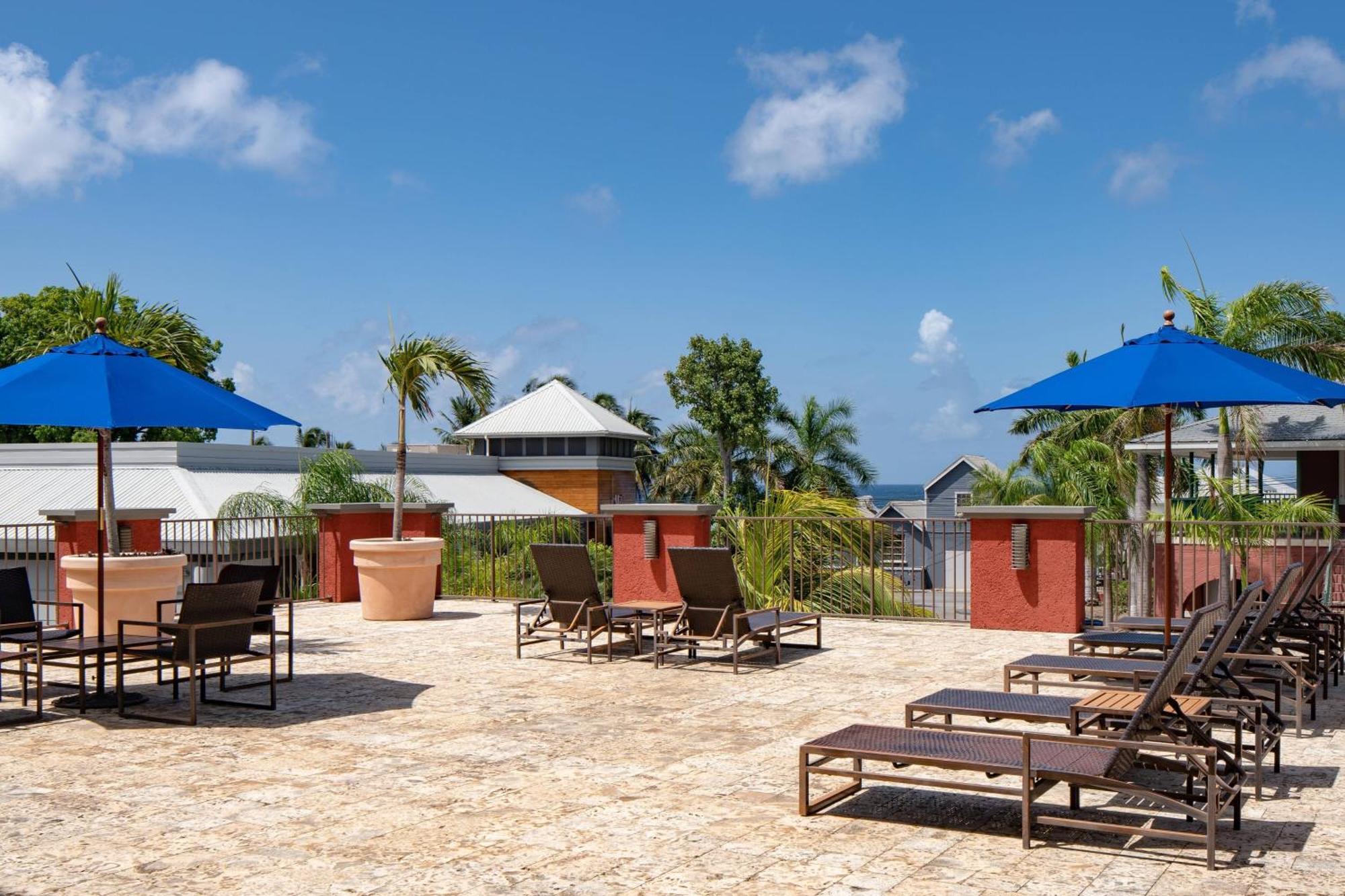 Courtyard By Marriott Bridgetown, Barbados Ξενοδοχείο Εξωτερικό φωτογραφία
